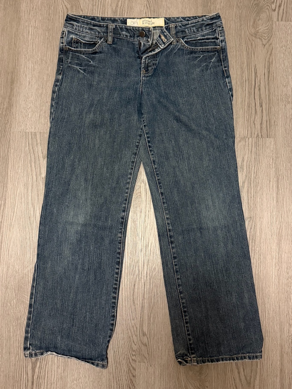 Ann Taylor Loft Relaxed & Straight Jeans - Classic Denim Wash - Size 10P